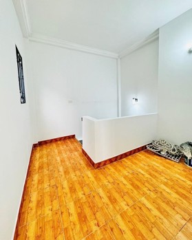 Chính chủ cần bán nhà tại Lĩnh Nam 30m2x4 tầng. Giá chỉ hơn 4 tỷ