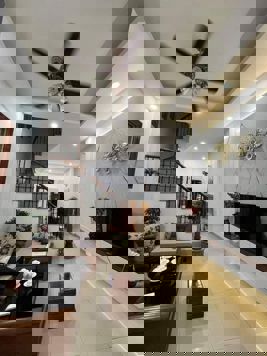 BÁN NHÀ HOÀNG NGÂN-THANH XUÂN DT 38m2 x  5T  Giá 6.6 tỷ