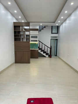 Chính chủ bán nhà riêng Khâm Thiên, Đống Đa, Hà Nội; DT 35mx4 tầng 5 tỷ tí
