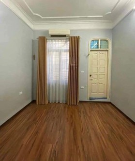 Bán nhà riêng sổ đỏ chính chủ 20m2x4T Tôn Đức Thắng 3,6 tỷ, Văn Chương, Đống Đa