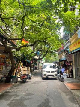 Mảnh đất đẹp diện tích rộng - chủ xác định bán đất tặng nhà 3 tầng - ngõ 360 Xã Đàn 121m2 * 3 tầng