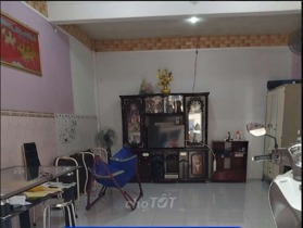 PHÒNG ĐỦ TIỆN NGHI CHO NỮ THUÊ BAO ĐIỆN NƯỚC_ĐƯỜNG NGUYỄN HUỆ, P.2