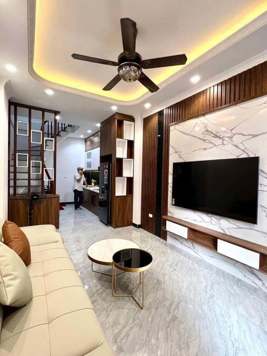 Siêu hiếm!! Nhà 4 tầng phố Huỳnh Thúc Kháng, Hà Đông, oto đỗ cửa, lô góc. Diện tích 48m, giá chưa đến 8 tỷ ( còn thương lượng)