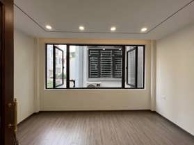 HOA HẬU QUẬN LONG BIÊN - NHÀ MỚI 