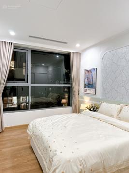 Bán CH 2PN Park Hill 83m2, ban công cực dài, phòng khách rộng. Full nội thất mới đẹp. LH 0963 182 197
