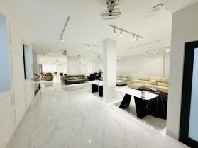 BÁN NHÀ 4 TẦNG - MẶT TIỀN KINH DOANH - TRUNG TÂM TP NHA TRANG