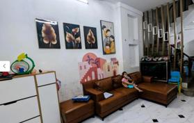 Bán nhà 33m2*4T, 4.48 tỷ, lô góc, phố Trương Định, Hà Nội, full nội thất