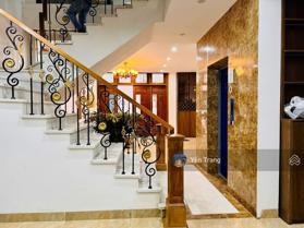 Bán nhà phố Nguyễn Công Hoan, 65 m2x5 tầng, kd sầm uất, giá 27 tỷ