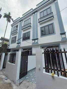 💥2,7tỷ nhà 3 tầng 53m2 có sân trước, thoáng sau ở cực sướng.