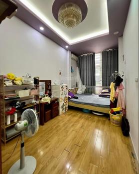 Bán nhà mặt phố Bế Văn Đàn, Hà Đông. 53m2, 5 tầng, Giá 11,5 tỷ. Ô chờ thang máy