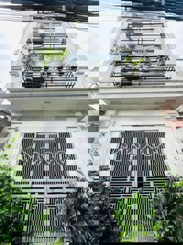 LÔ GÓC 2 THOÁNG - Ô TÔ TRÁNH SÁT NHÀ - 5 TẠ ĐỖ CỬA - NHÀ ĐẸP Ở SƯỚNG. An Dương Vương -Bắc Từ Liêm (Nhật Tảo) 42m, 5 tầng, mặt tiền 5.5m