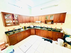 Nhà đẹp, phân lô,  đường #lạc long quân, quận #Cầu Giấy- MT 6.3m giá nhỉnh 11 tỷ