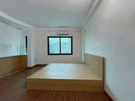 Bán nhà mới hoàn thiện, thiết kế hiện đại, trang bị thang máy, tại thôn Yên Vĩnh, xã Kim Chung, huyện Hoài Đức, TP. Hà Nội. Diện tích: 31m2x6 tầng.