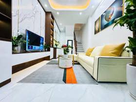 NHÀ ĐẸP KHƯƠNG TRUNG - GẦN Ô TÔ - GẦN HỒ - NỘI THẤT XỊN ĐẸP Y HÌNH Ở NGAY🔥🔥🔥