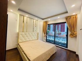 NGUYỄN CHÍNH -TÂN MAI NHÀ ĐẸP - NỘI THẤT CAO CẤP- TRUNG TÂM PHỐ - NHIỀU TIỆN ÍCH -Ô TÔ-GIAO THÔNG THUẬN  ,