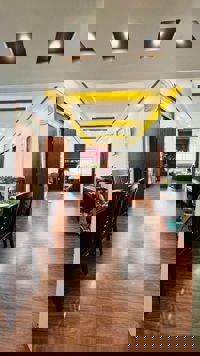 Bán Căn Hộ CC Đường Nguyễn Cơ Thạch, 3 PN, 3 Vs, 2 Ban Công, Dt 120m2 giá 5.4 tỷ có TL.