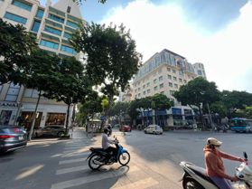 SIÊU HIẾM – LÔ GÓC MẶT PHỐ HAI BÀ TRƯNG - BÀ TRIỆU – VỊ TRÍ VÀNG CÁCH BỜ HỒ CHỈ 160M 