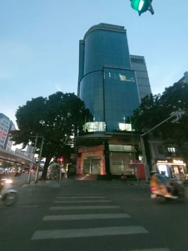 SIÊU ĐỘC - SIÊU HIẾM: TÒA BUILDING LÔ GÓC 2 MẶT PHỐ HUẾ & ĐẠI CỒ VIỆT - KHOẢNG 525 TỶ