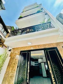 Phố Tôn Thất Tùng - Lê Trọng Tấn - Đống Đa💯 - Bệnh viện Đại học Y🏥- Đại học Y Hà Nội - 1p ra đến Ngã Tư Sở‼️