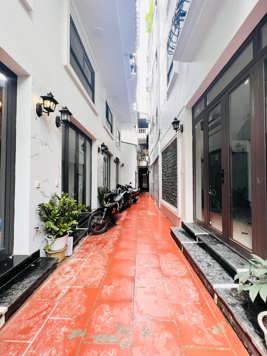 🔥 NHÀ MỚI TINH CHƯA QUA SỬ DỤNG 🔥 6 TẦNG - THANG MÁY - LÔ 5 CĂN - NỘI THẤT HIỆN ĐẠI - Địa chỉ : Trường Chinh