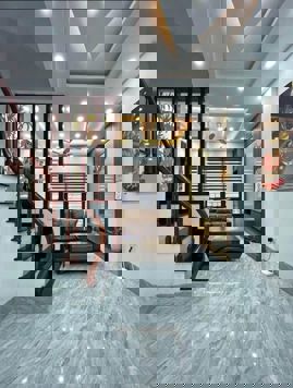 ĐỘI CẤN 50m2 giá chỉ hơn 6 tỷ-GẦN Ô TÔ -NHÀ ĐẸP NGÕ THOÁNG-TT BA ĐÌNH-DÂN XÂY