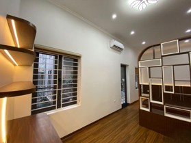 Chính chủ bán nhà đẹp - Ngõ nông Đội Cấn
