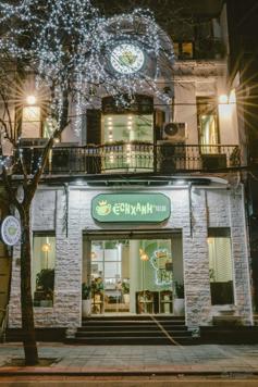 Siêu hiếm! Cho thuê nhà mặt phố Hàng buồm, DT 50 m2 x 2T, MT x 4m, nhà mới đẹp giá thuê 50tr/ th