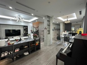 Chính chủ: Cần bán lô biệt thự 200 m2 và biệt thự 160m2 bàn giao full nội thất chỉ xách vali về ở