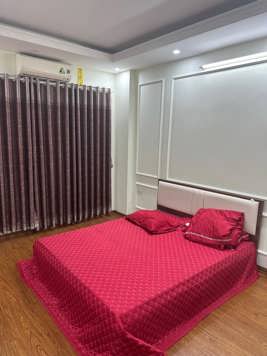 NHÀ PHỐ KIM ĐỒNG - GIÁP BÁT - Q.HOÀNG MAI  Vị trí Nhà cách ô tô tránh 4m 