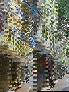 Bán nhà mặt phố Chùa Quỳnh, Hai Bà Trưng, 2 mặt tiền, tiện KD, 5 tầng 61m2 giá 13.9 tỷ