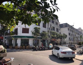 Bán 5 lô liền kề 90 Nguyễn Tuân DT: 68.2m2 - 71.5m2 - 89m2 - 130m2, giá từ 24.5 tỷ.