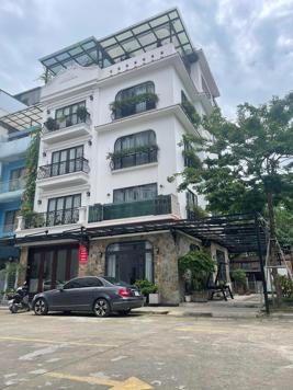 Chính chủ giao bán nhà lô góc - ô tô đỗ cửa - thang máy - trung tâm Thanh Xuân