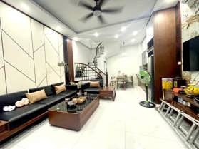 BÁN NHÀ TRƯƠNG ĐỊNH LÔ GÓC, DÂN XÂY - FULL NỘI THẤT Ở NGAY,