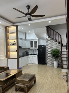 Nhà mới đẹp Định Công Thượng 5T, 44m2, MT 4m ô tô đỗ trước nhà, 15m ra ngõ ô tô thông