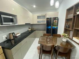 Nhà đẹp Vũ Trọng Phụng - Thanh Xuân full nội thất long lanh.dt: 30mx5 tầng.5phòng ngủ full nội thất