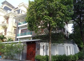 BÁN GẤP BT KHU ĐÔ THỊ YÊN HÒA, DT 270MX4T, MT 14M, LÔ GÓC 2 MẶT ĐƯỜNG, VIEW SÂN CHƠI