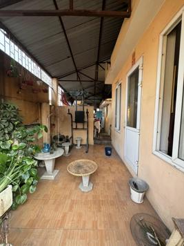 Chính chủ bán nhà phố Phương Mai Đống Đa phân lô, 2 mặt ngõ, view hồ 88 m2*MT 5,7m