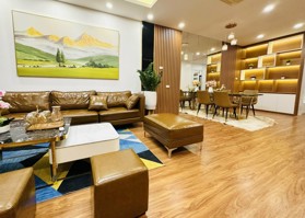 (Comatce Tower) Chính chủ bán căn 3PN. DT 145m2, full đồ, tầng trung