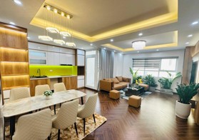 Chính chủ bán căn 3PN DT 98m2 chung cư C3 Golden Palace Lê Văn Lương