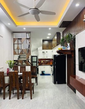 Siêu phẩm nhà 38m2x5 tầng Lê Quang Đạo Nam Từ Liêm, ngõ ba gác, gần bãi ô tô