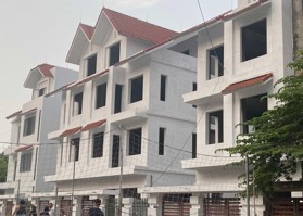 Chính chủ bán biệt thự 202m Bảo Tàng Hậu Cần, 23tỷ5 sổ đỏ cầm tay, vỉa hè 20m