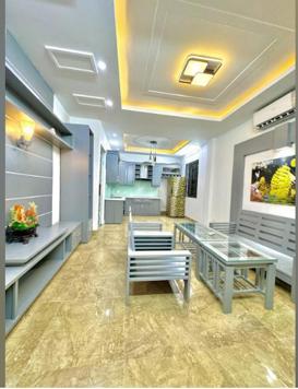 Chính chủ cần bán gấp toà nhà 6 tầng tại phố Quan Nhân 