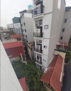 Bán gấp tòa dân xây cho thuê Triều Khúc 44m2 thang máy. 