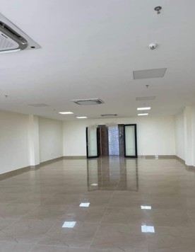Tòa văn phòng Phú Diễn 145m2 8T, MT 8m, 42,5tỷ, vỉa hè rộng, ôtô tránh