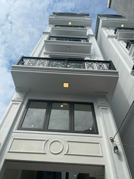 GIANG BIÊN, PHỐ KẺ TẠNH