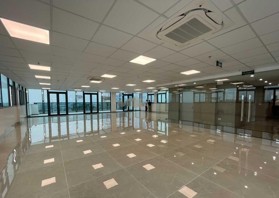 Bán tòa nhà mặt phố Bạch Mai - Hai Bà Trưng. DT 285m2, mặt tiền 8m