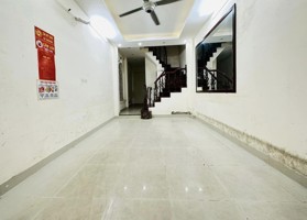 Bán nhà Phân lô, ô tô, kinh doanh đường Trường Chinh Đống Đa, 40m 4T 4 phòng ngủ