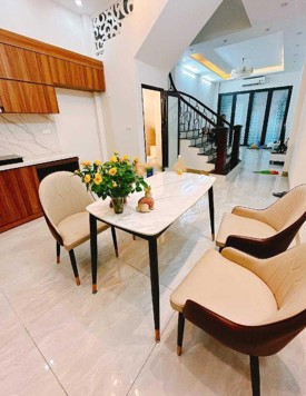 Phân lô Yên Lạc - ngõ thông ô tô - kinh doanh - 51m2 x 5 tầng - 6 ngủ