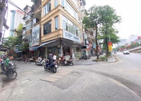 Bán nhà mặt phố Yên Bái ( Phố Huế ) - Hai Bà Trưng - DT 30 m2 , giá mềm