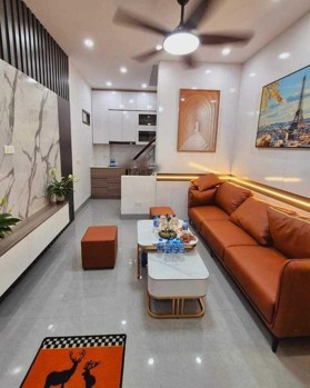 Nhà phố Đỗ thuận, Hai Bà Trưng DT 20m2, 4 tầng, MT 6.7m giá 3.75 tỷ